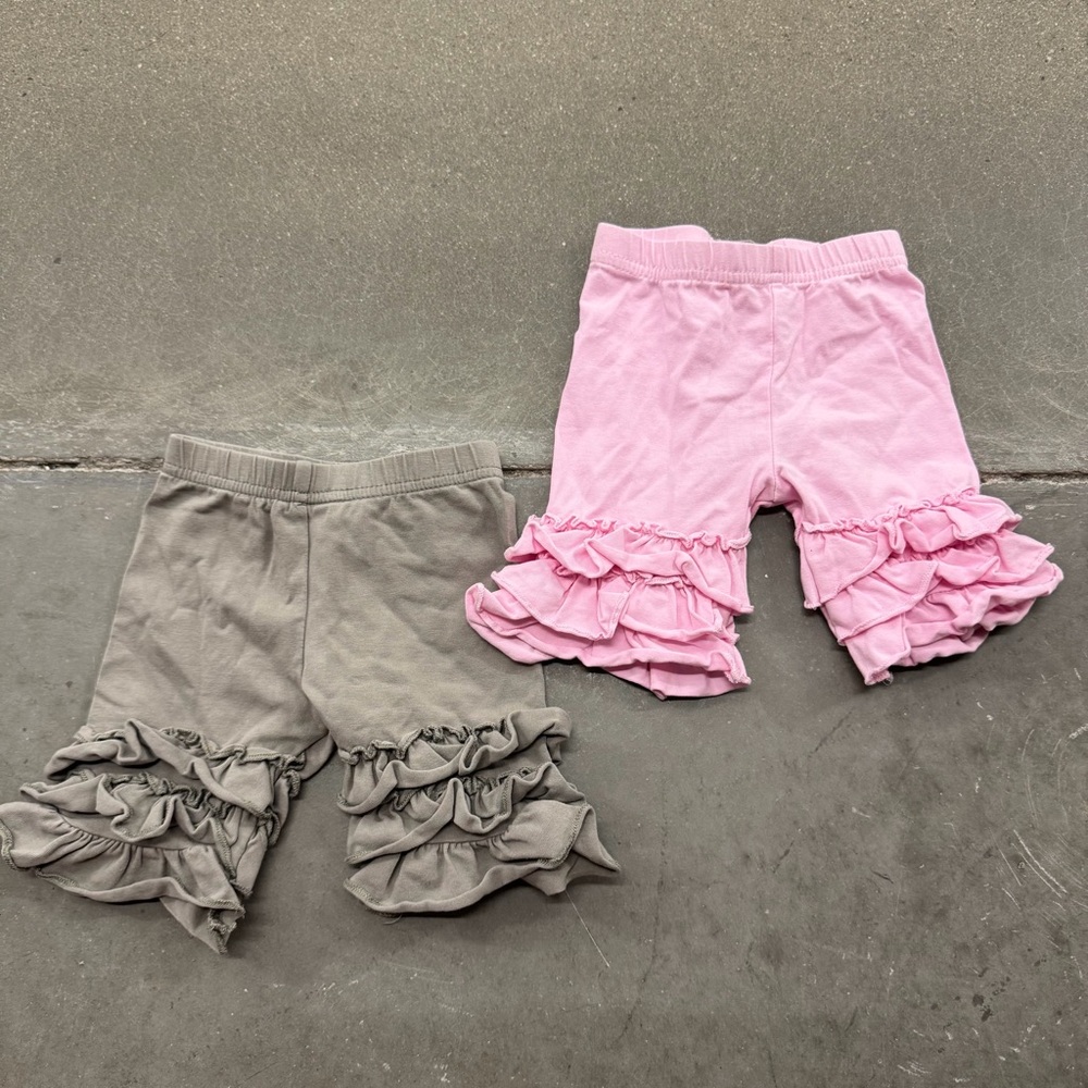 Ruffled Pink and Gray Shorts Set size 6 months